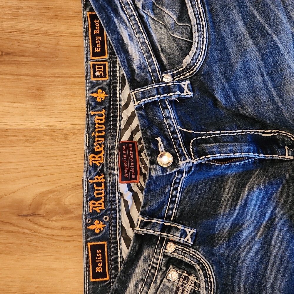 Like New Rock Revival Jeans - Picture 2 of 3
